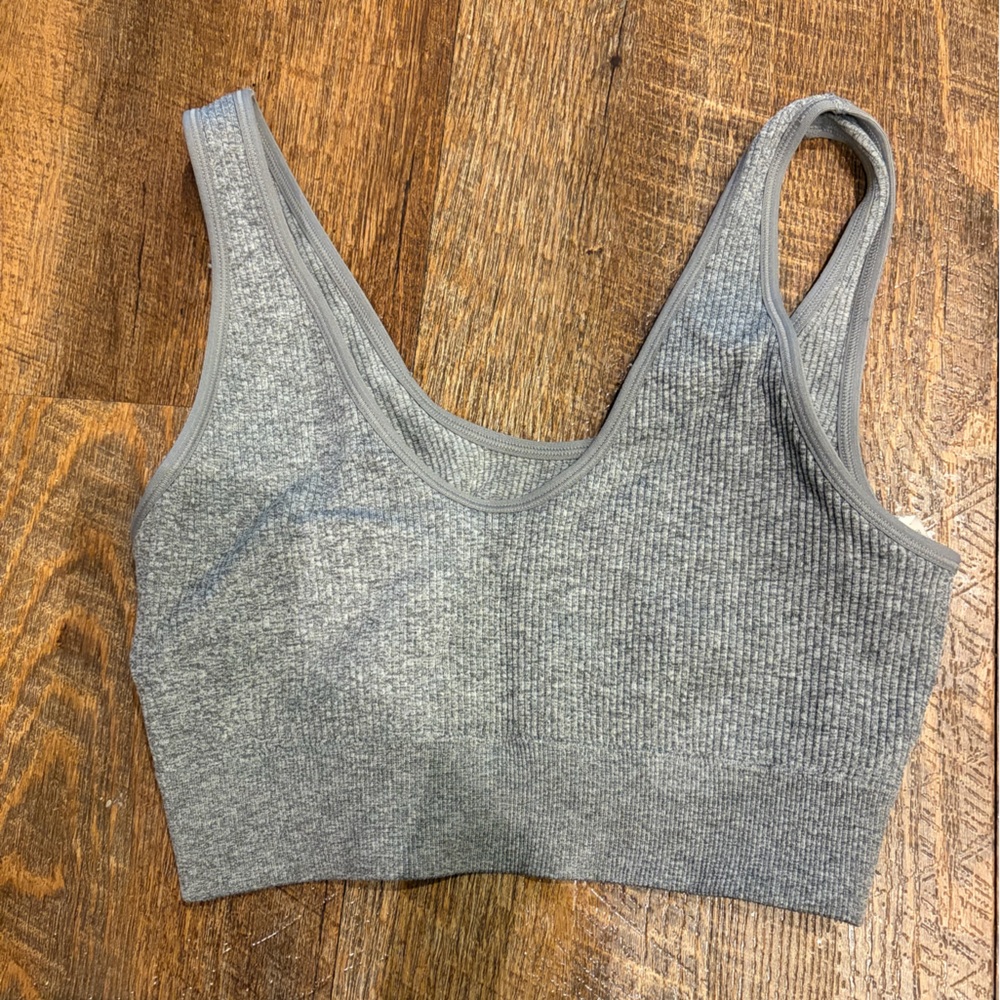 Aerie Heather Gray Ribbed Sports Bra